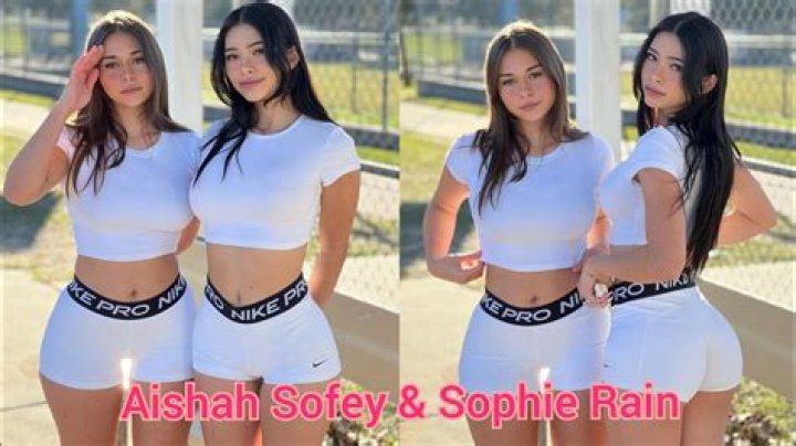Aishah Sofey: Model, Instagram & TikTok Star