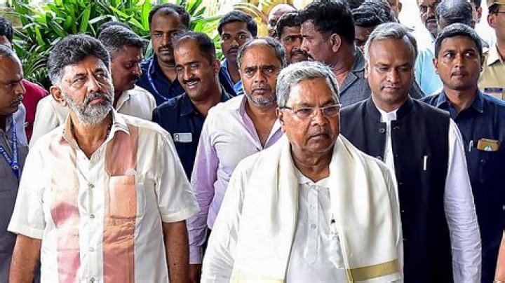 Karnataka Congress Govt: What's the Update? Latest News