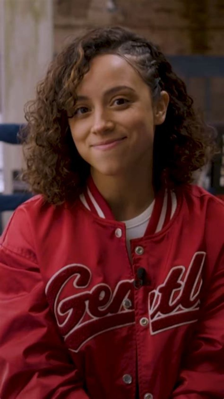 Kiana Madeira's Height, Biography, And Wiki Unveiled