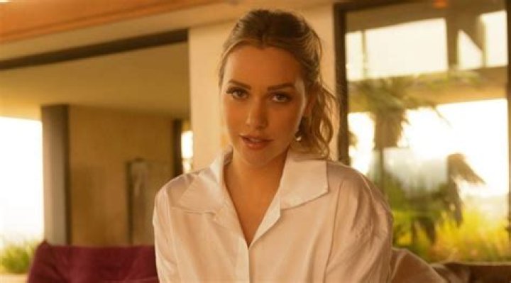 Mia Malkova: Biography, Awards & Career Highlights