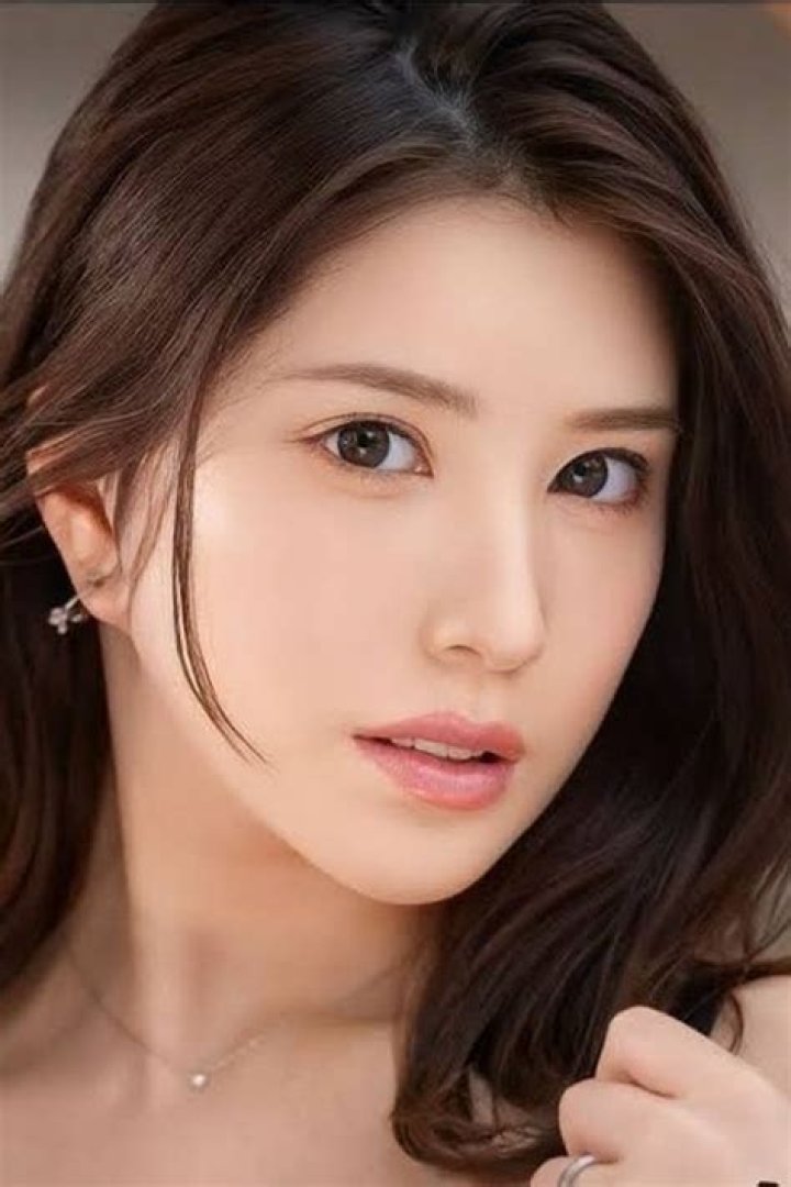 Nagi Hikaru: From Aka Asuka to Shiose - AV Debut & Career